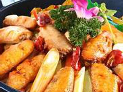 小吃店怎么打開市場(chǎng)呢？四川小吃培訓(xùn)學(xué)校提議