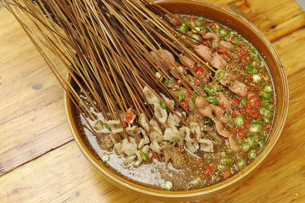  四川特色小吃技術(shù)培訓：樂山冷鍋缽缽雞介紹