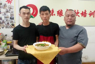 一般成都冒菜培訓(xùn)學(xué)校都培訓(xùn)什么內(nèi)容？