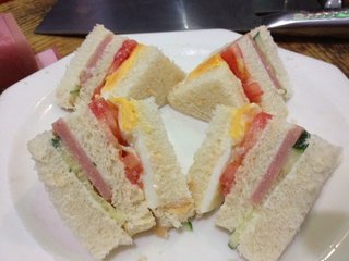 自制三明治，做法簡單的營養(yǎng)早餐，早上你想來一份嗎