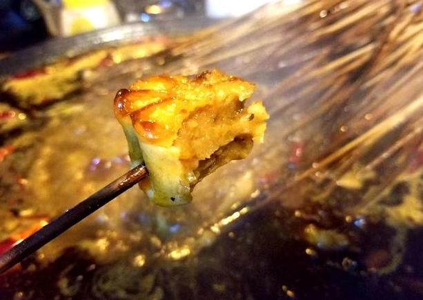火鍋串串香月餅，別有一番驚異滋味，值得嘗試