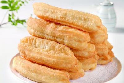 家常油條好吃有秘訣，配方，蓬松又酥脆，涼了也不硬