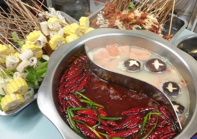 成都正宗串串香技術(shù)培訓(xùn)哪家好？多種材料進行調(diào)配