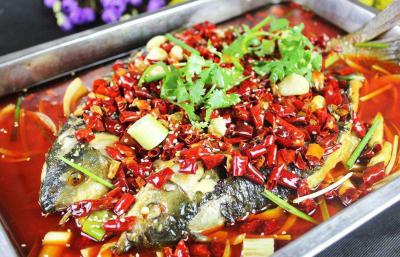 成都哪里學(xué)正宗烤魚(yú)技術(shù)做法？學(xué)習(xí)期間實(shí)際操作