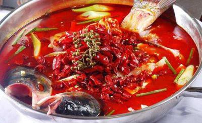四川魚火鍋技術(shù)培訓(xùn)多少錢？炒制火鍋魚底料的做法
