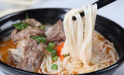 四川羊肉粉技術(shù)培訓(xùn)班哪里好？全程手把手的教