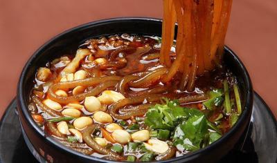 手工肥腸粉技術(shù)做法哪里一對一教學(xué)？成品裝碗技巧