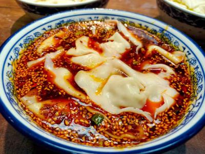 紅油干拌抄手技術(shù)培訓(xùn)機(jī)構(gòu)哪里好？成都餐飲培訓(xùn)學(xué)校