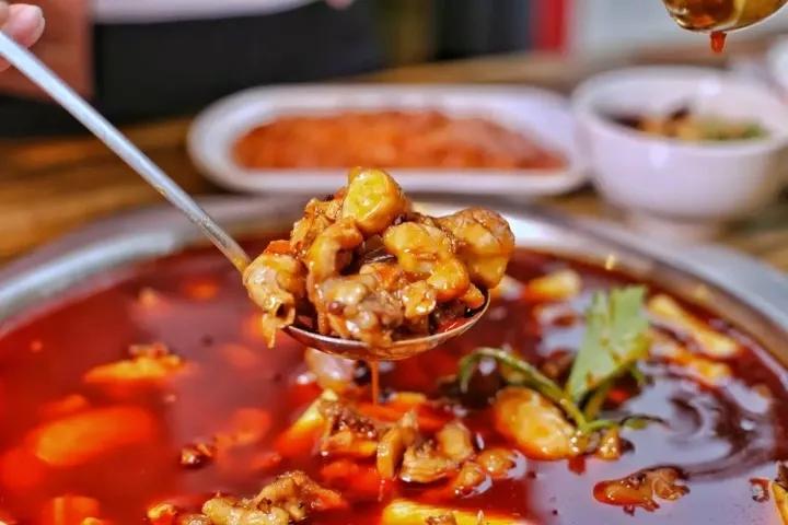 成都鹵水串串技術(shù)培訓哪家好？成都辣鹵技術(shù)培訓班