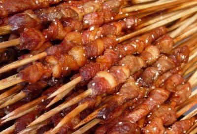 燒烤技術(shù)培訓(xùn)學(xué)校在哪里更正宗？能滿足食客的消費(fèi)