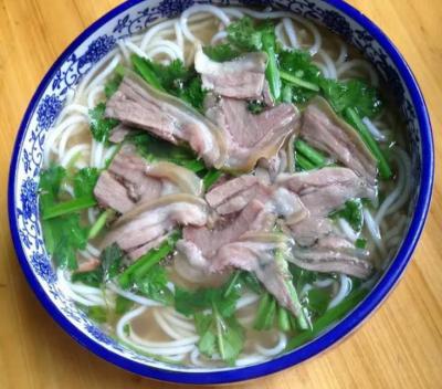 學(xué)做羊肉米線技術(shù)培訓(xùn)機(jī)構(gòu)哪里好？