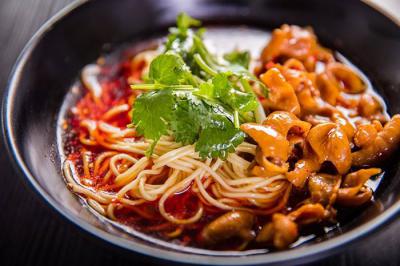 成都餐飲小吃培訓(xùn)班，肥腸面食技術(shù)培訓(xùn)哪里好？