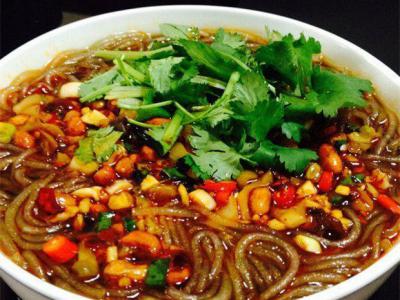 酸辣粉學(xué)習(xí)班哪里比較好？