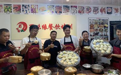 想學(xué)包子早餐技術(shù)哪里可以學(xué)？