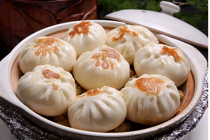 學(xué)小吃培訓(xùn)學(xué)校哪家好？小吃技術(shù)培訓(xùn)多少錢？