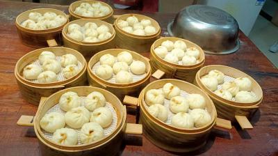小吃培訓(xùn)學(xué)校多少錢？正宗小吃技術(shù)培訓(xùn)學(xué)校