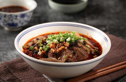 冒菜技術(shù)培訓(xùn)哪里好一點？成都蜀味緣冒菜培訓(xùn)
