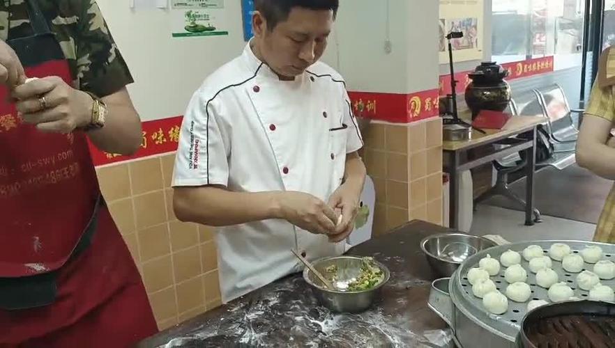 成都包子技術(shù)培訓(xùn)哪家強(qiáng)？飄緣早餐技術(shù)培訓(xùn)學(xué)員口碑與課程解析